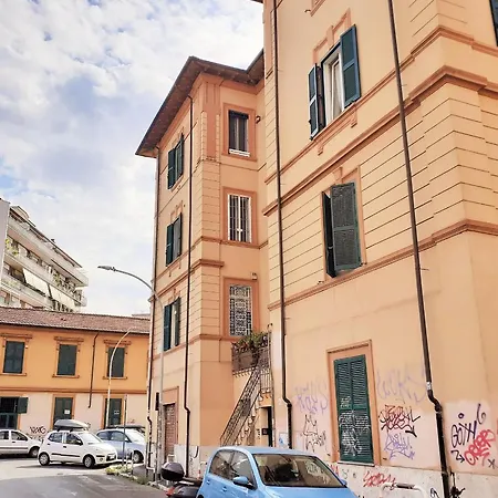 Near Metro Flat - Garbatella Apartment