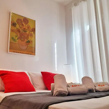 Apartment Near Metro Flat - Garbatella Rom