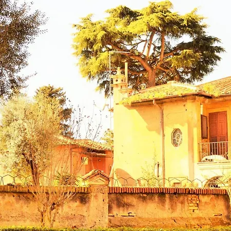 Near Metro Flat - Garbatella *